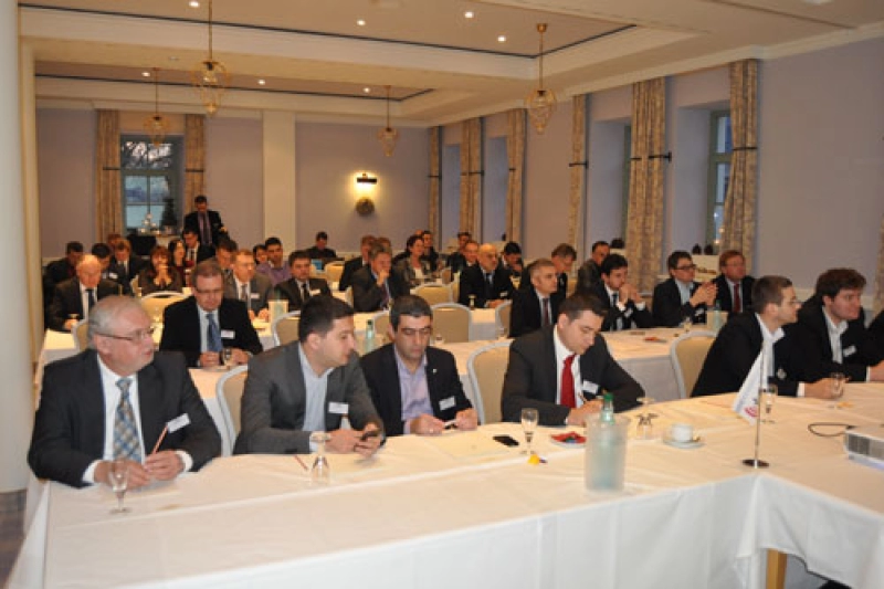 2013年12月我司被邀请参加德国厂商FW AG举办的年度国际销售会议 